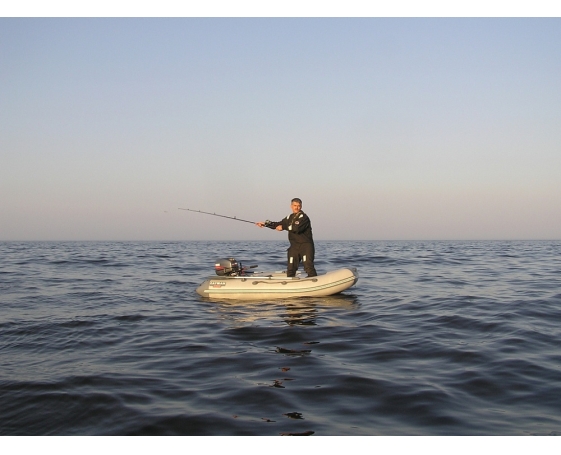 Надувная лодка Мнев Кайман N-285 (9мм пайолы)