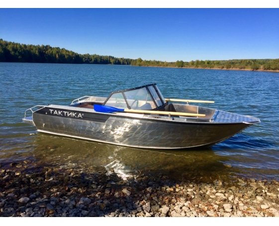 Корпусная лодка Тактика 430 DC-Lite