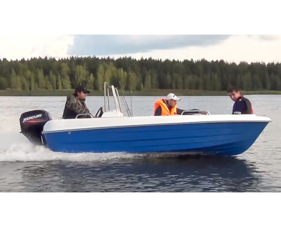 Корпусная лодка Виза-Яхт ВИЗА Легант-400S с консолью Типовой цвет