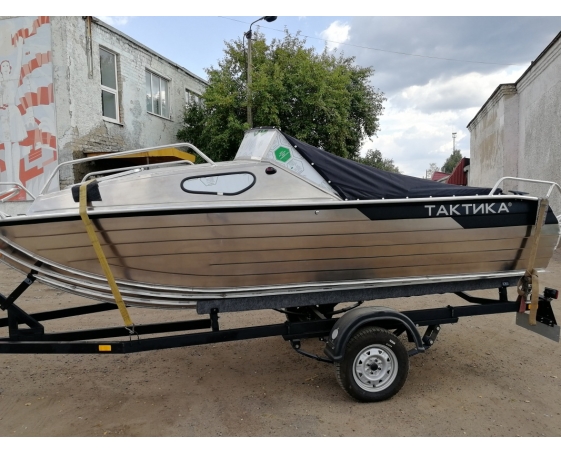 Корпусная лодка Тактика 530 cruise