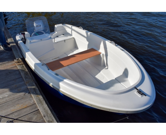 Корпусная лодка Виза-Яхт ВИЗА Легант-350 с консолью Типовой цвет