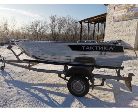 Корпусная лодка Тактика 390Р (выс.борт)