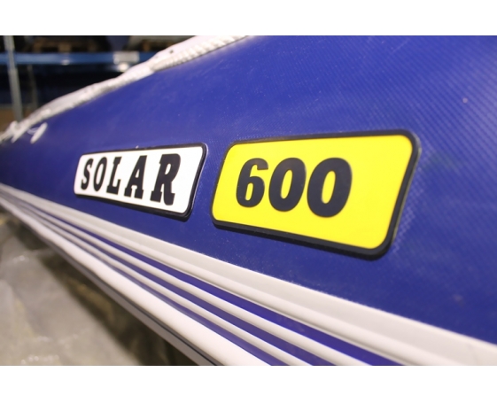 Надувная лодка Солар 600 Jet Tunnel синий 
