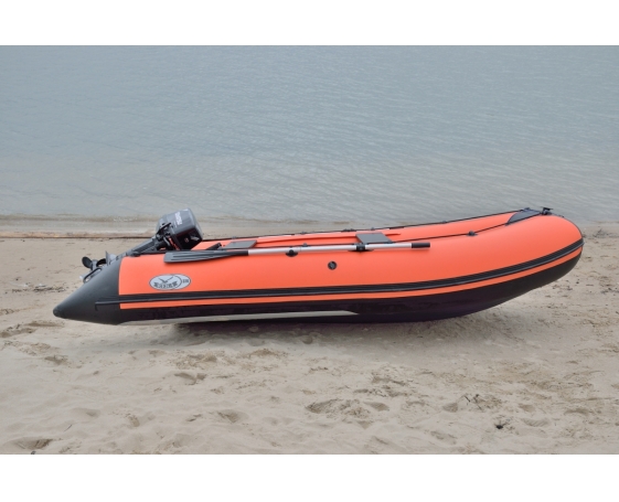 Надувная лодка REKA R370 премиум (привал+лыжи+дублирование дна) 1000 гр/м баллон