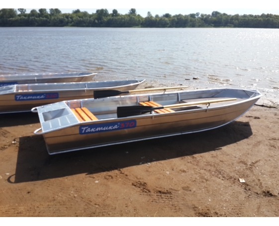 Корпусная лодка Тактика 370 Classic