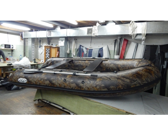 Надувная лодка REKA R340 классик (привал + лыжи) КМФ