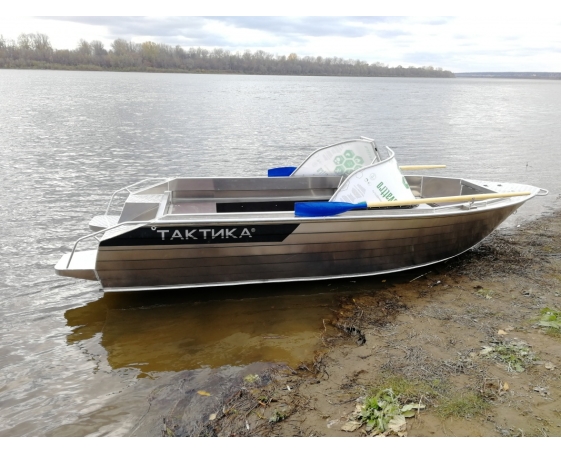 Корпусная лодка Тактика 460 DC Lite