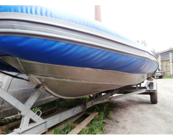 Надувная лодка SkyBoat SB 520RА +(бак 42л)