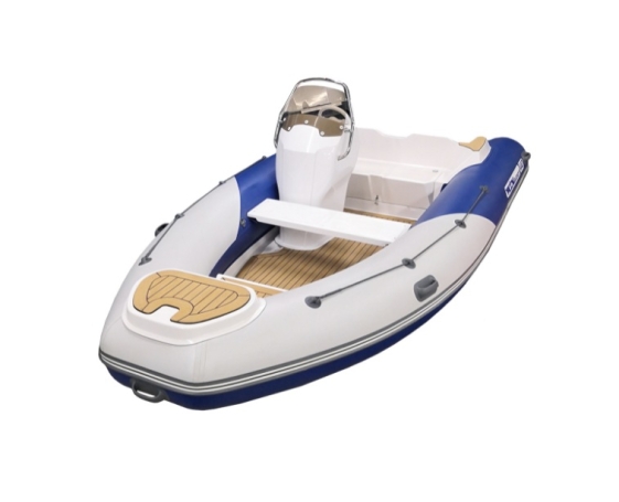 Корпусная лодка WINboat 485R Luxe с консолью