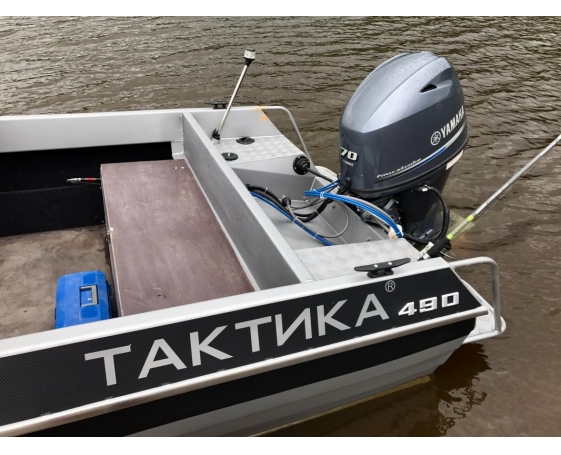 Корпусная лодка Тактика 490 DC