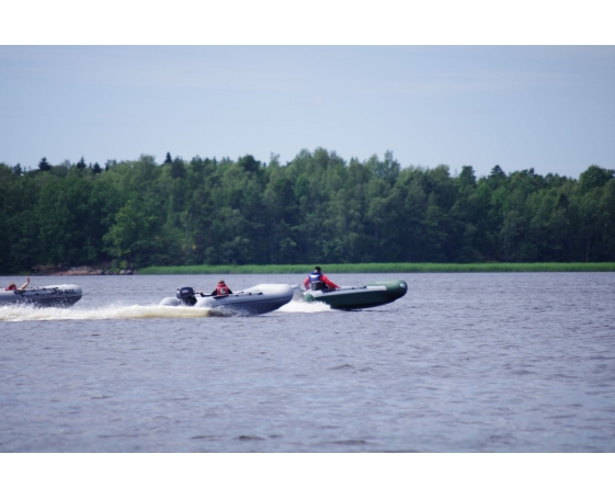 Надувная лодка Братан Б 430 KLM 1050 гр./м2  стандартный