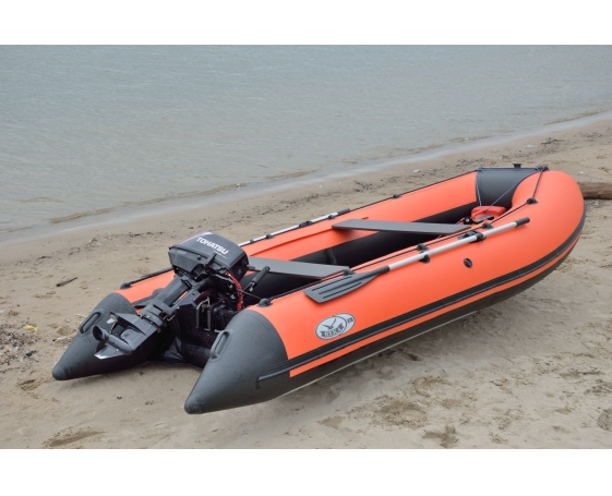 Надувная лодка REKA R370 премиум (привал+лыжи+дублирование дна) 1000 гр/м баллон