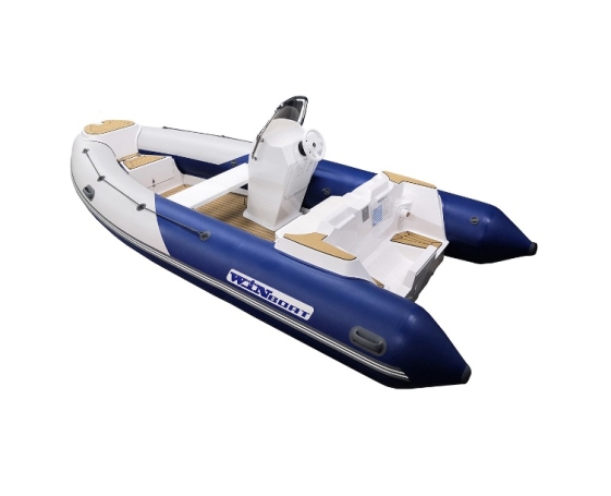 Корпусная лодка WINboat 485R Luxe с консолью