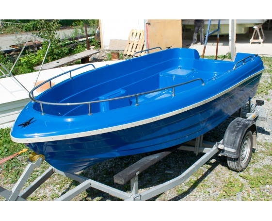 Корпусная лодка Виза-Яхт ВИЗА Легант-400L Типовой цвет - фото 2