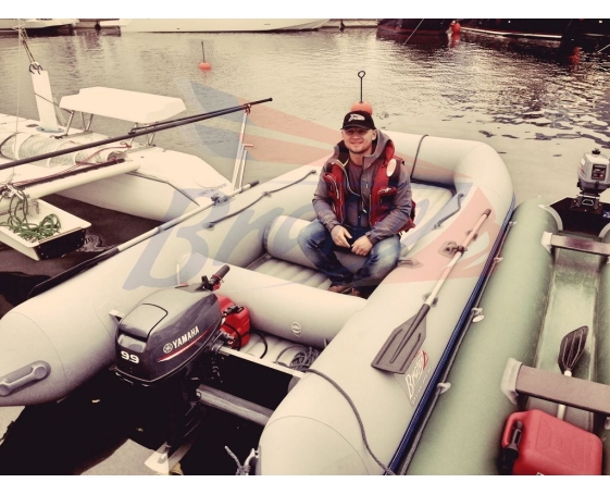 Надувная лодка Братан Б 430 KL из ткани 850 гр./м2