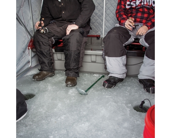 Зимняя палатка на санях Eskimo Grizzly (Fully Insulated & Roto-Molded Tub)
