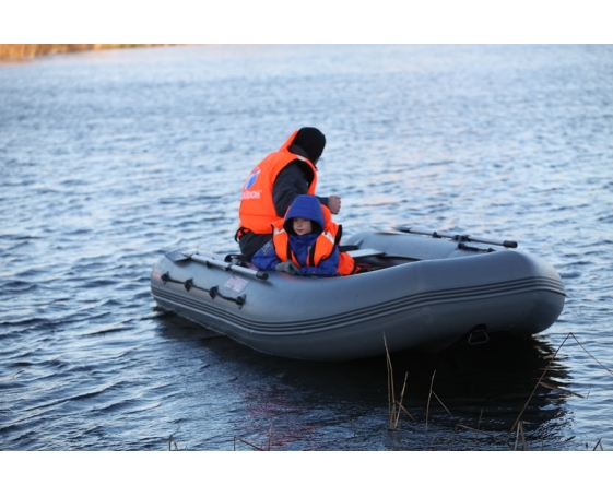 Надувная лодка Посейдон Сапсан SN 380