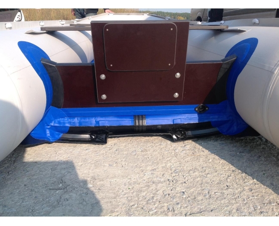 Надувная лодка Солар 450 Jet Tunnel камыш